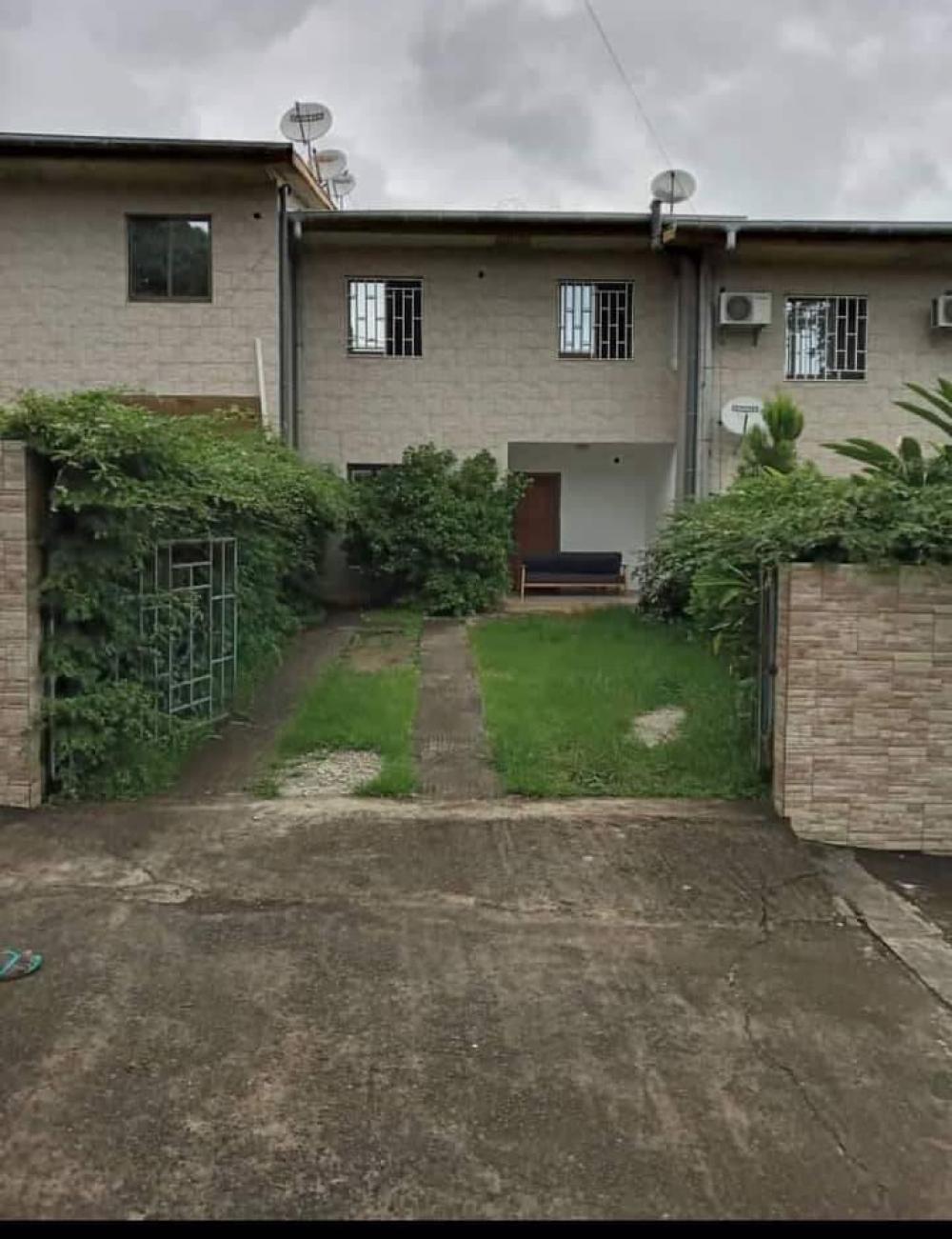 Duplex 3 chambres à louer à Libreville, Alibandeng. Prix: 450 000 FcfaPhoto Annonce Gabonhome 0