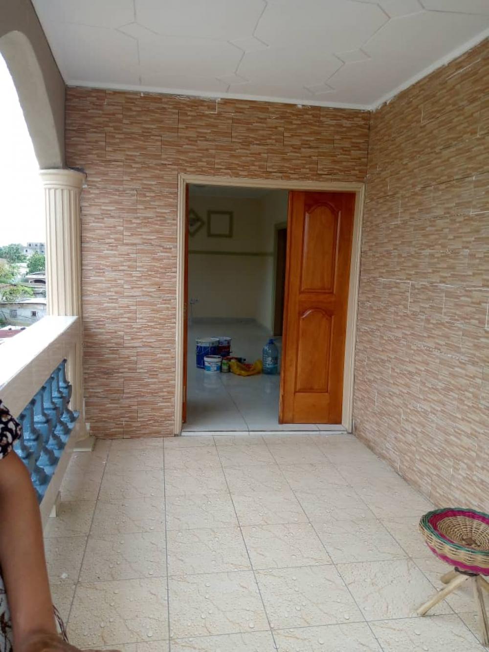 Villa 3 chambres à louer à Libreville, Alibandeng. Prix: 350 000 FcfaPhoto Annonce Gabonhome 0