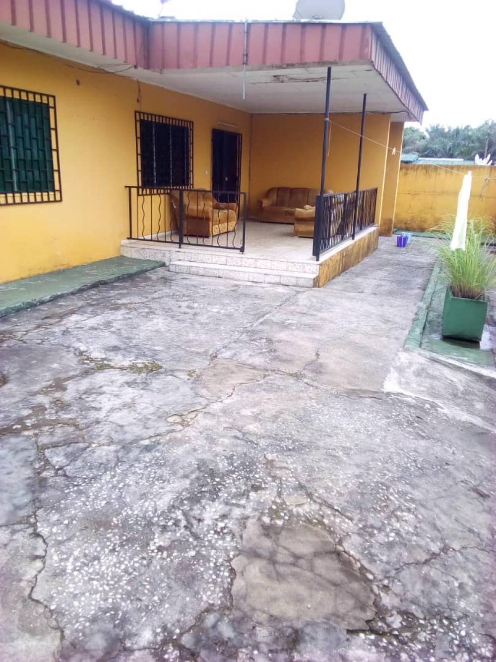 Villa 4 chambres à vendre à Libreville, Nzeng-AyongPhoto Annonce Gabonhome 0