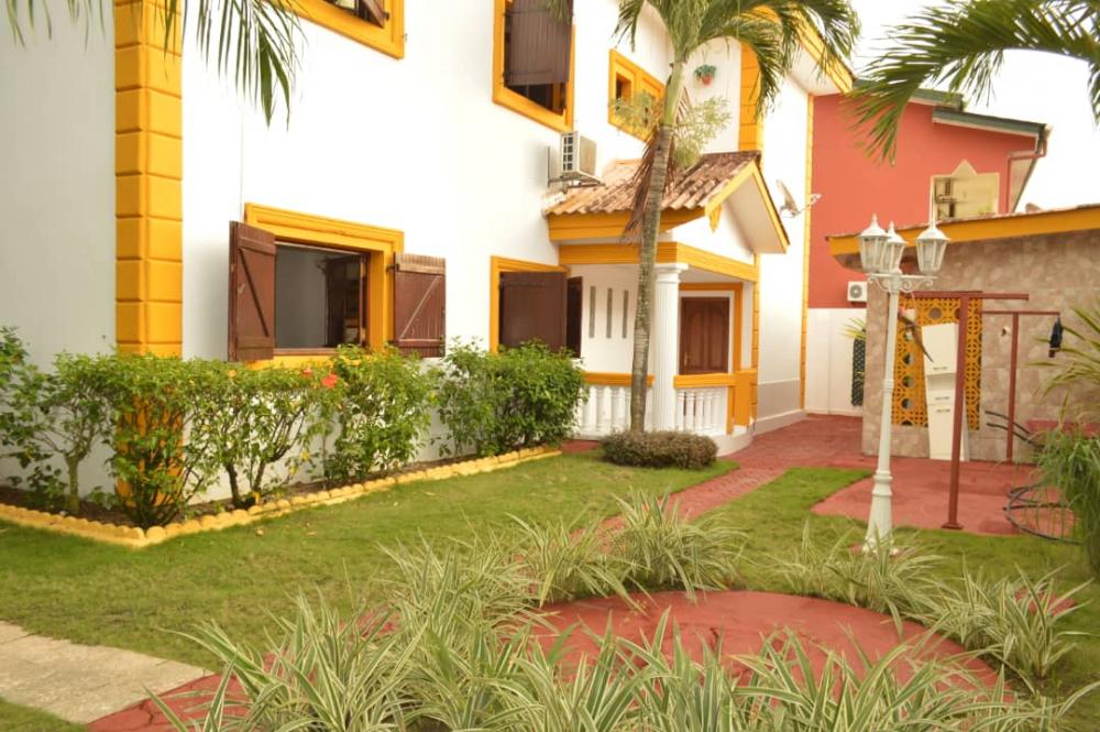 Villa 4 chambres à louer à Libreville, Bas de gué-gué. Prix: 2 000 000 FcfaPhoto Annonce Gabonhome 0