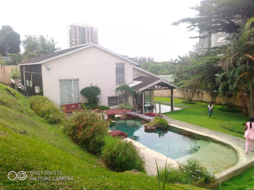 Villa 4 chambres à vendre à Libreville, 1-AutrePhoto Annonce Gabonhome 