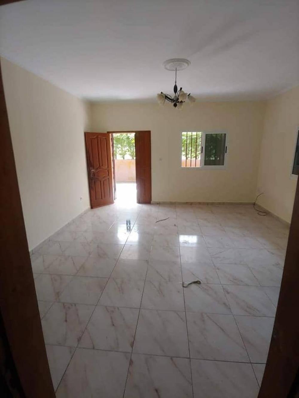 Appartement 2 chambres à louer à Libreville, Angondjé. Prix: 250 000 FcfaPhoto Annonce Gabonhome 0