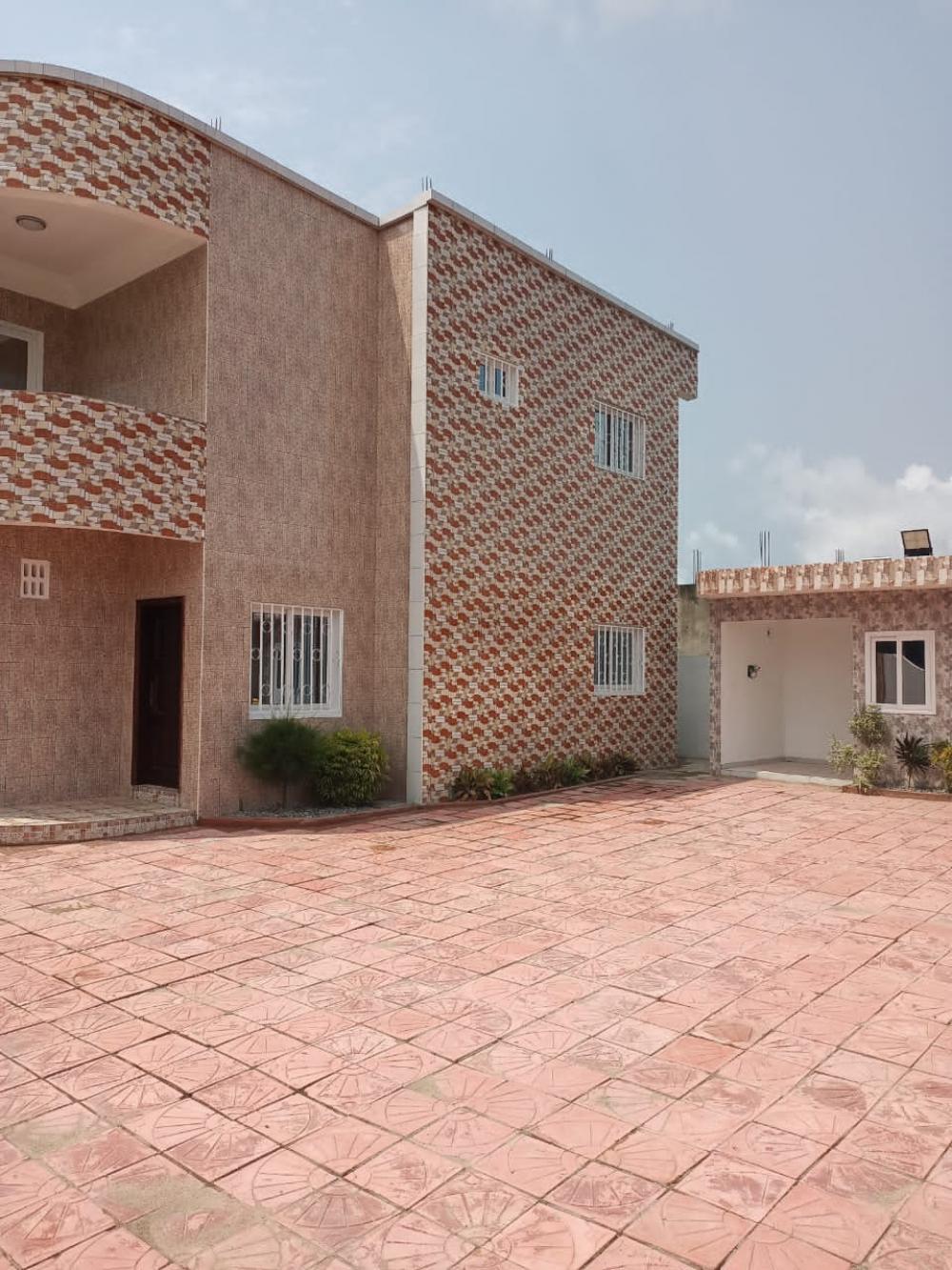 Duplex 3 chambres à vendre à Akanda, AngondjéPhoto Annonce Gabonhome 0