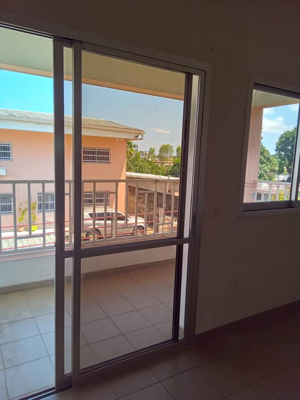 Appartement 2 chambres à louer à Akanda, Avorbam. Prix: 275 000 FcfaPhoto Annonce Gabonhome 