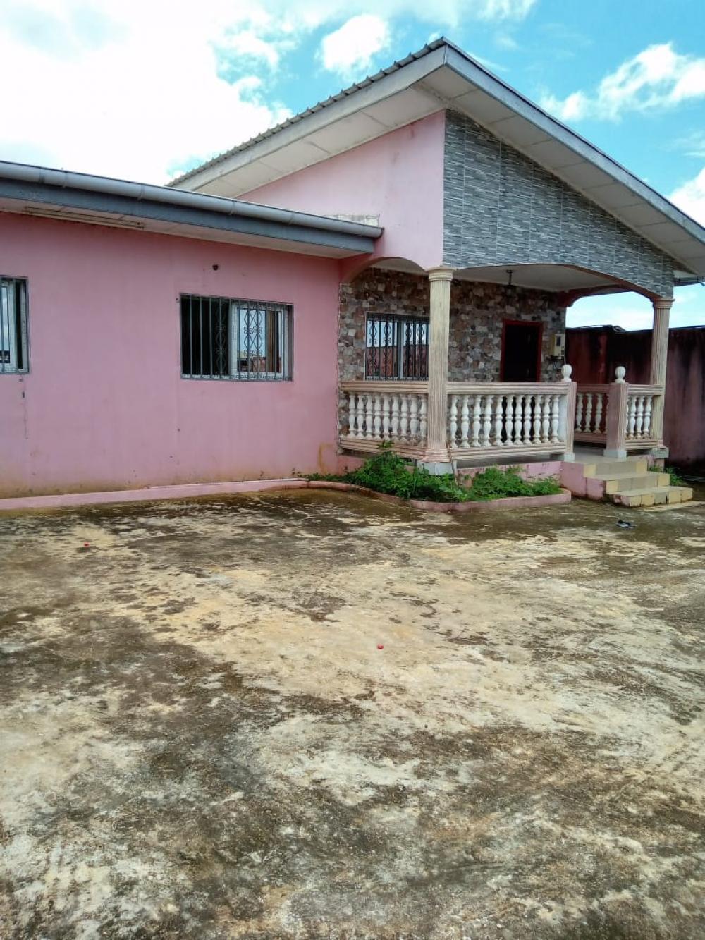 Villa 3 chambres à louer à Akanda, Angondjé. Prix: 350 000 FcfaPhoto Annonce Gabonhome 0
