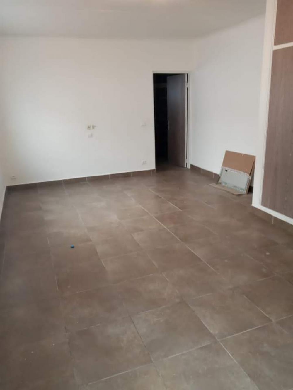 Appartement 3 chambres à vendre à Akanda, AngondjéPhoto Annonce Gabonhome 0