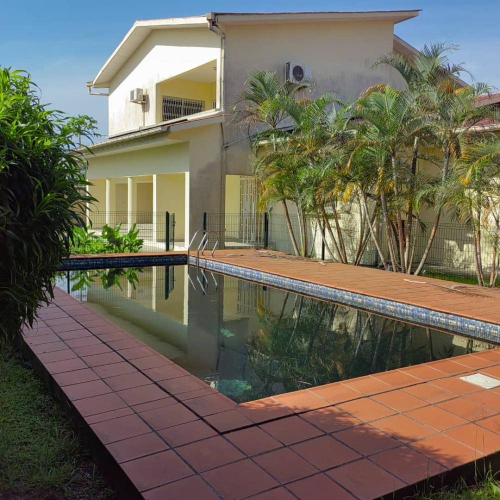 Duplex 4 chambres à louer à Libreville, La sablière. Prix: 2 000 000 FcfaPhoto Annonce Gabonhome 0