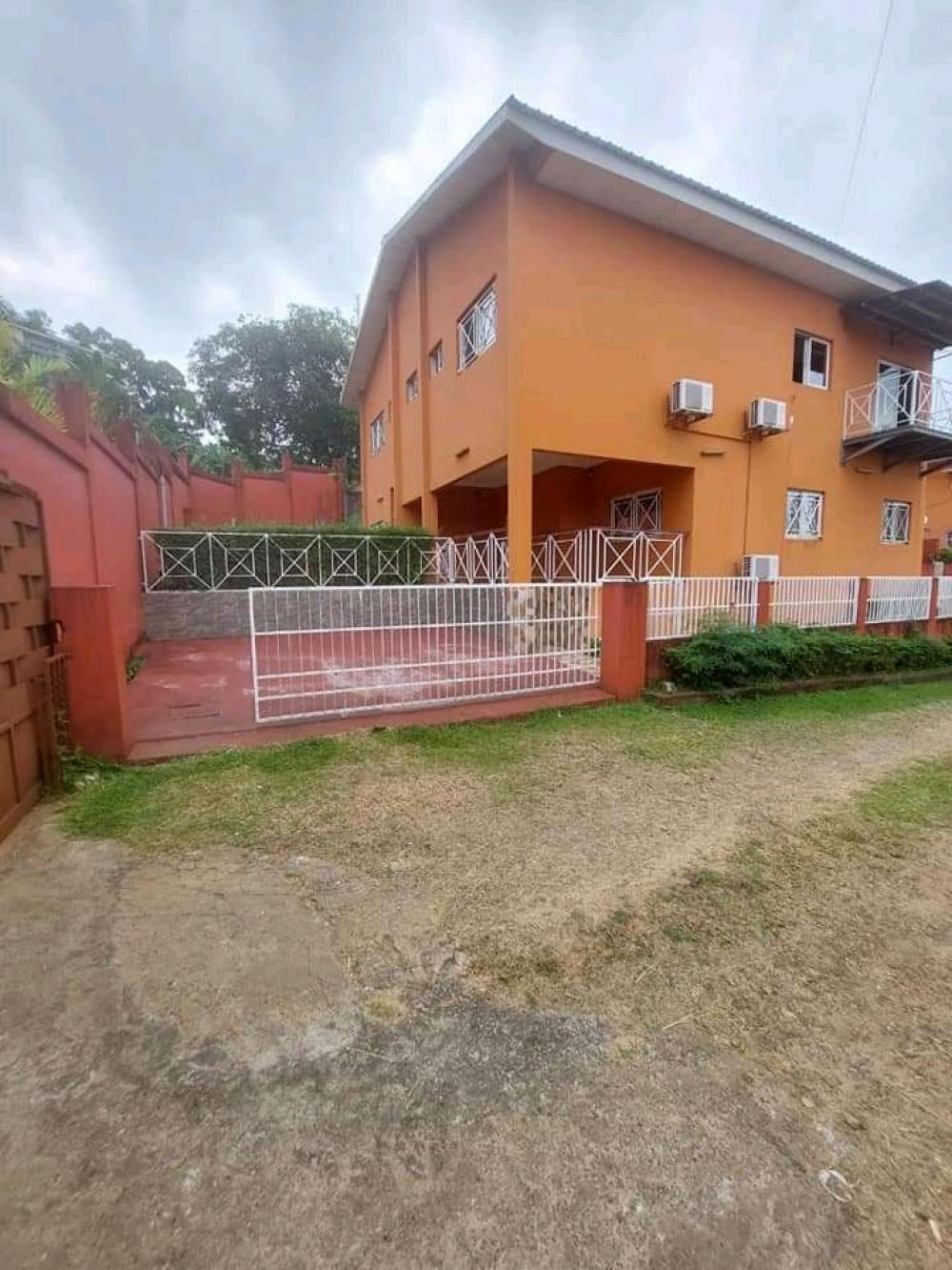 Duplex 4 chambres à louer à Libreville, 1-Autre. Prix: 600 000 FcfaPhoto Annonce Gabonhome 0