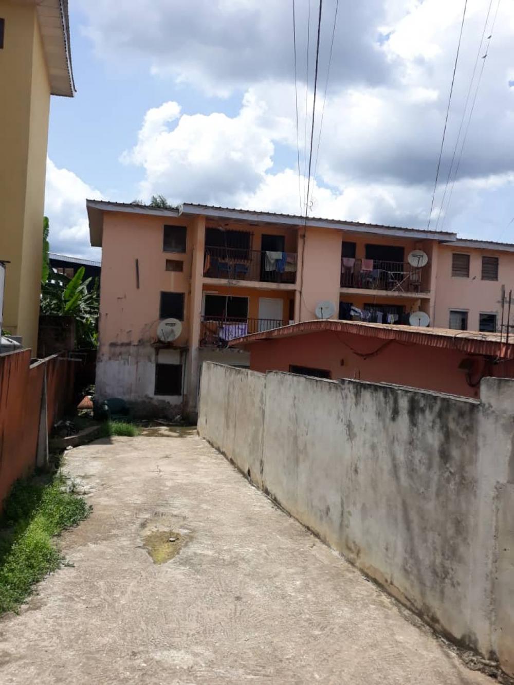Immeuble 12 pièce(s) à vendre à Libreville, Nzeng-AyongPhoto Annonce Gabonhome 