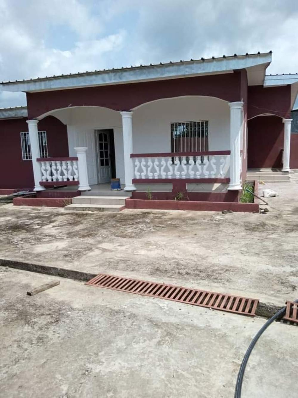 Villa 3 chambres à louer à Akanda, Angondjé. Prix: 350 000 FcfaPhoto Annonce Gabonhome 0