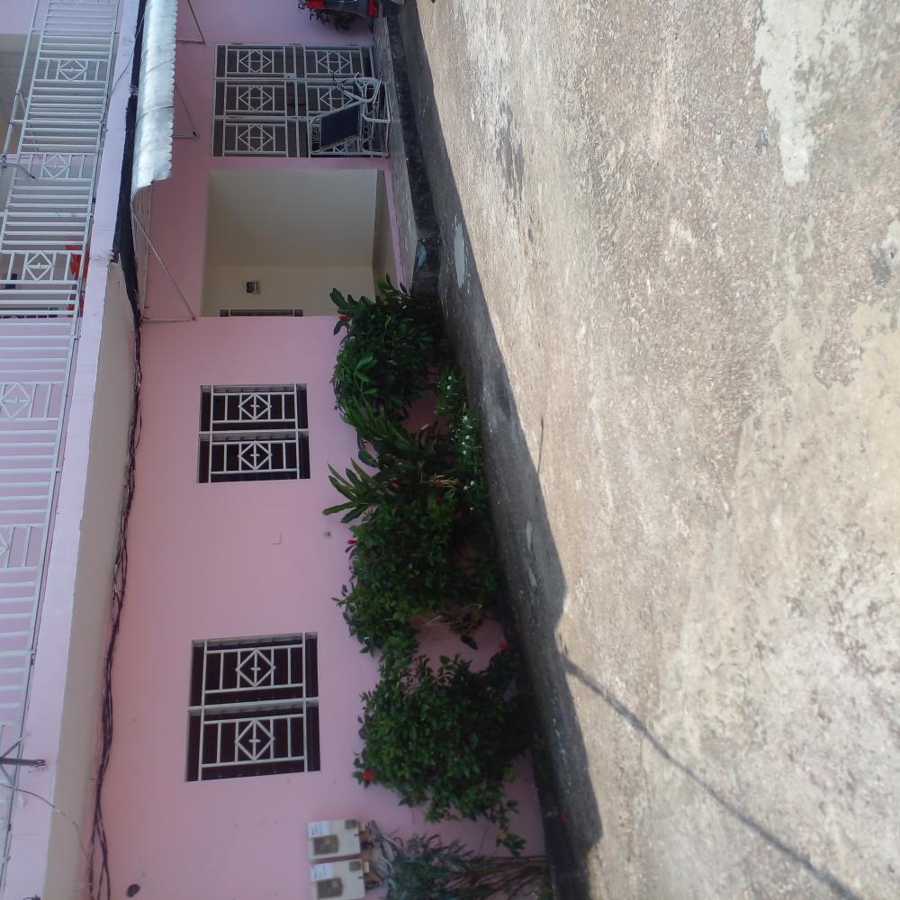 Appartement 2 chambres à louer à Libreville, Soduco. Prix: 230 000 FcfaPhoto Annonce Gabonhome 0