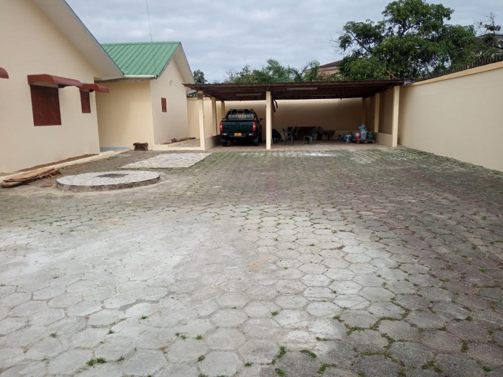 Villa 5 chambres à vendre à Akanda, AngondjéPhoto Annonce Gabonhome 