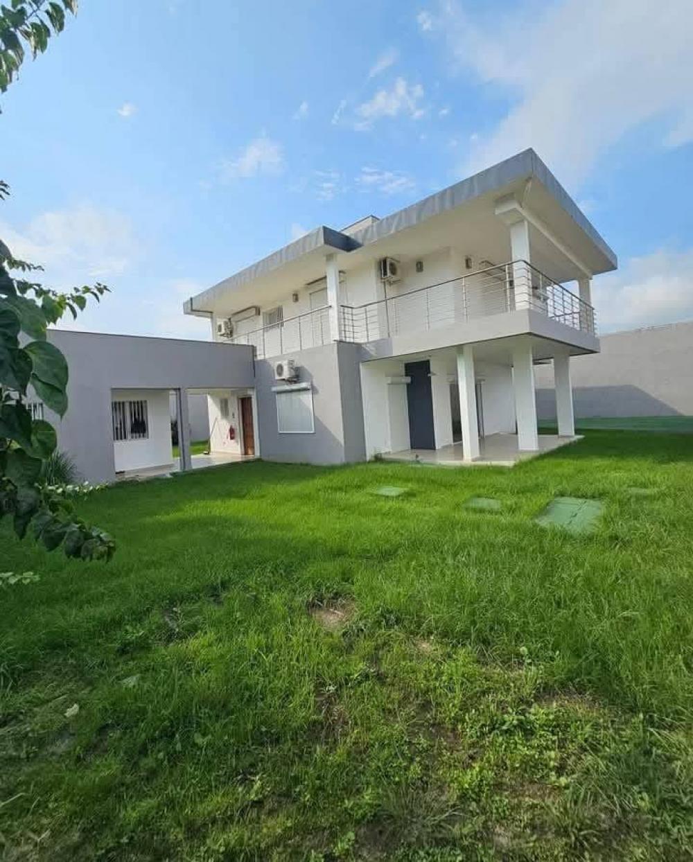 Duplex 3 chambres à louer à Akanda, Angondjé. Prix: 1 000 000 FcfaPhoto Annonce Gabonhome 0