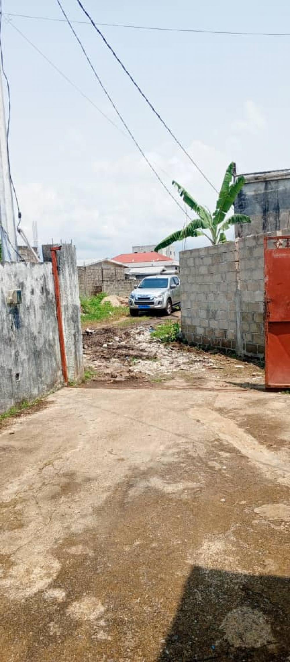 Duplex 4 chambres à vendre à Libreville, La sablièrePhoto Annonce Gabonhome 0