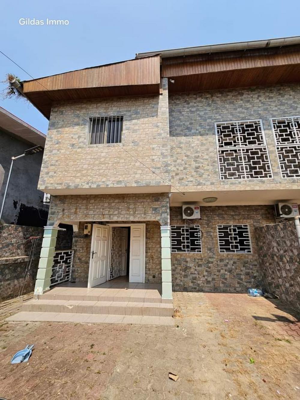 Duplex 3 chambres à louer à Akanda, Angondjé. Prix: 400 000 FcfaPhoto Annonce Gabonhome 0