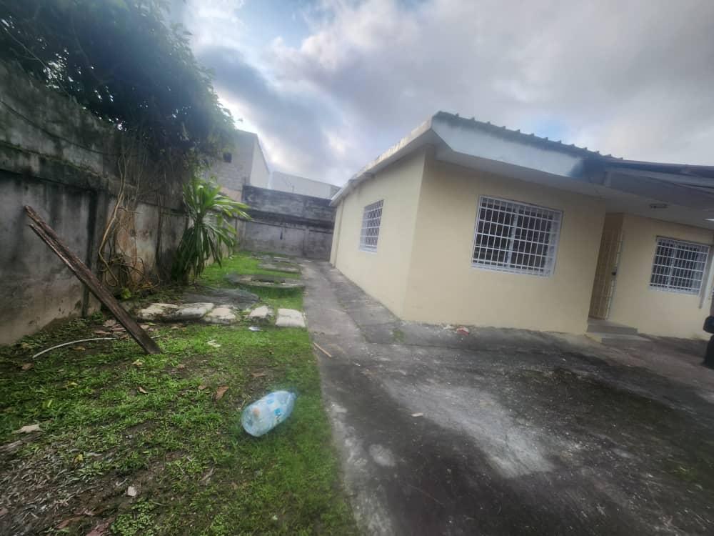 Villa 3 chambres à vendre à Akanda, AngondjéPhoto Annonce Gabonhome 0