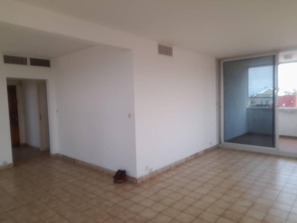 Appartement 2 chambres à vendre à Libreville, Centre-villePhoto Annonce Gabonhome 0