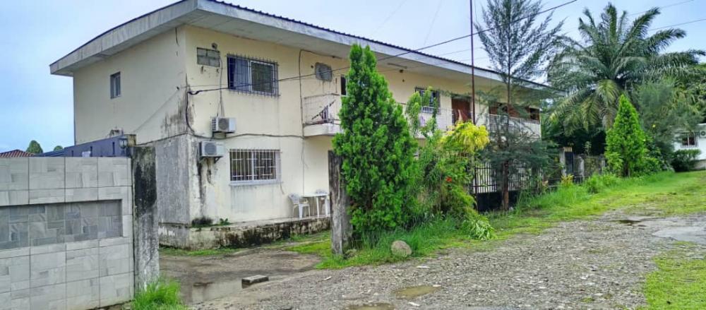 Appartement 10 chambres à vendre à Libreville, Baterie IVPhoto Annonce Gabonhome 0