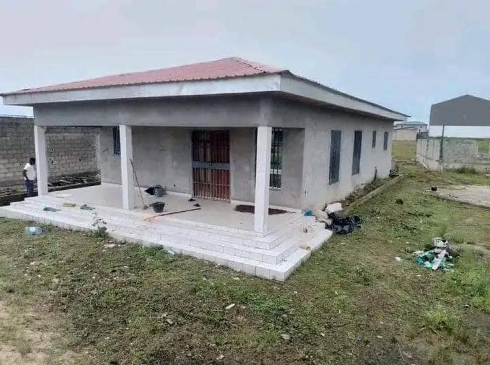 Villa 2 chambres à vendre à Akanda, AngondjéPhoto Annonce Gabonhome 0