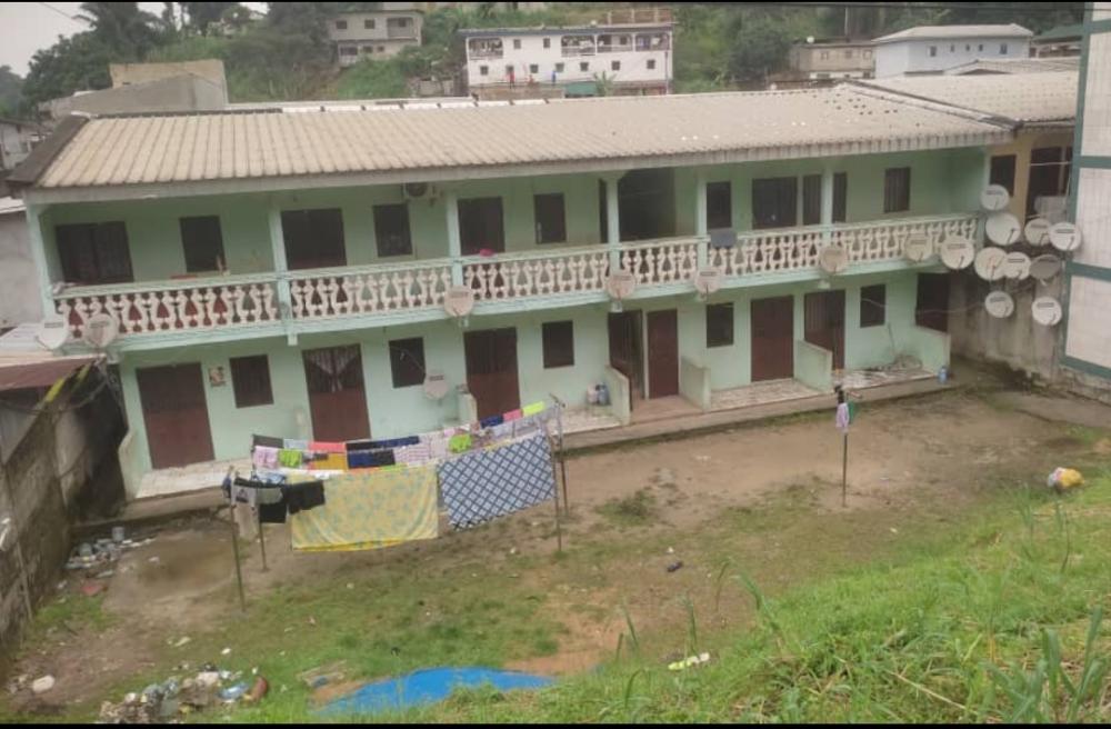 Appartement 15 chambres à vendre à Libreville, Les PKPhoto Annonce Gabonhome 
