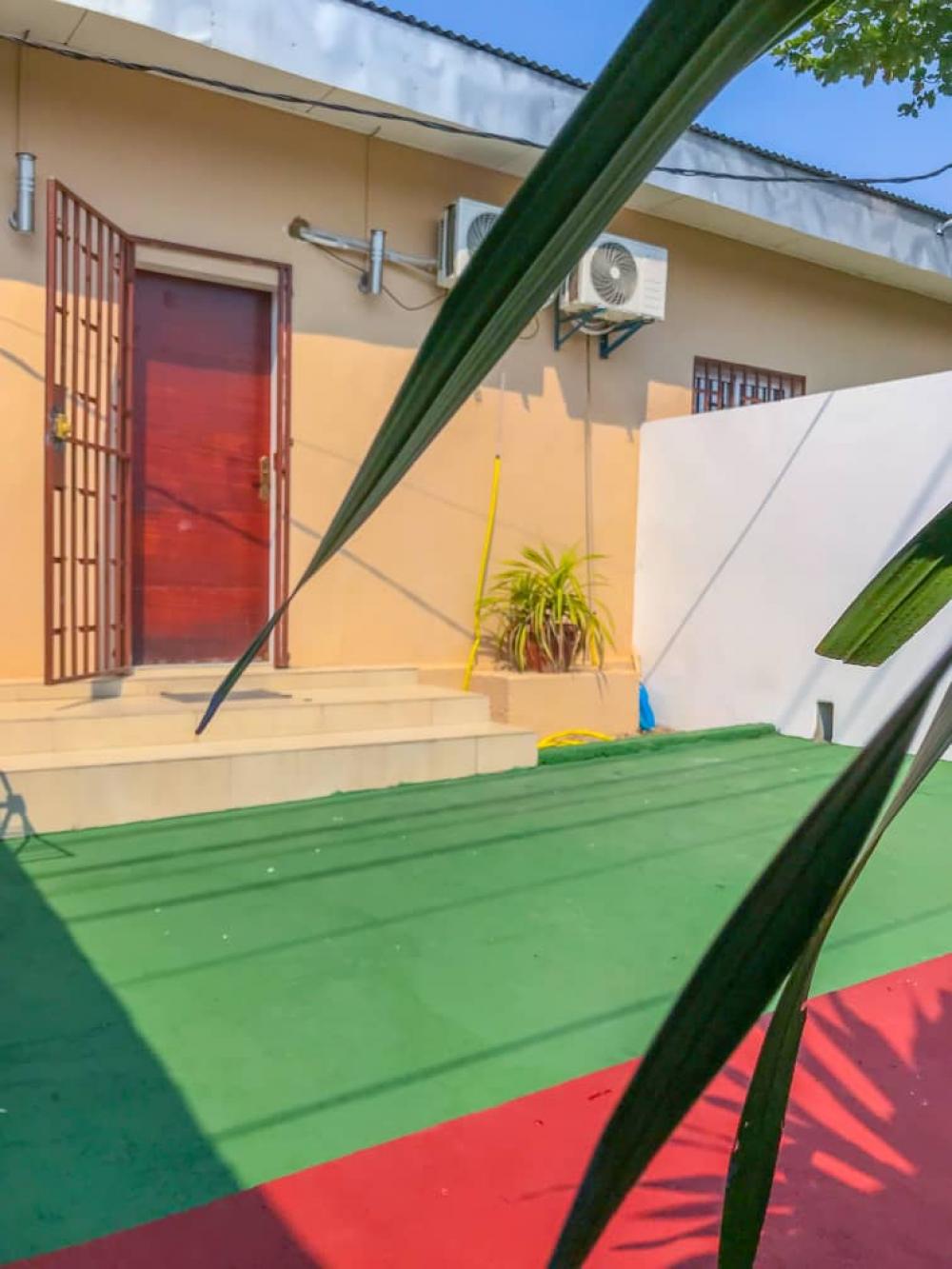 Studio  meublé(e) à louer à Libreville, Louis. Prix: 45 000 Fcfa/jourPhoto Annonce Gabonhome 