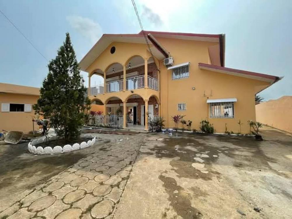Duplex 5 chambres à vendre à Akanda, AngondjéPhoto Annonce Gabonhome 0