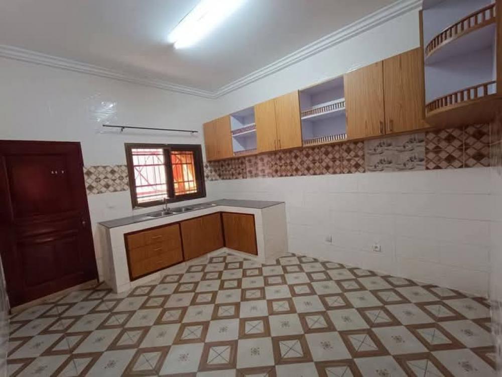 Appartement 2 chambres à louer à Akanda, Angondjé. Prix: 360 000 FcfaPhoto Annonce Gabonhome 0