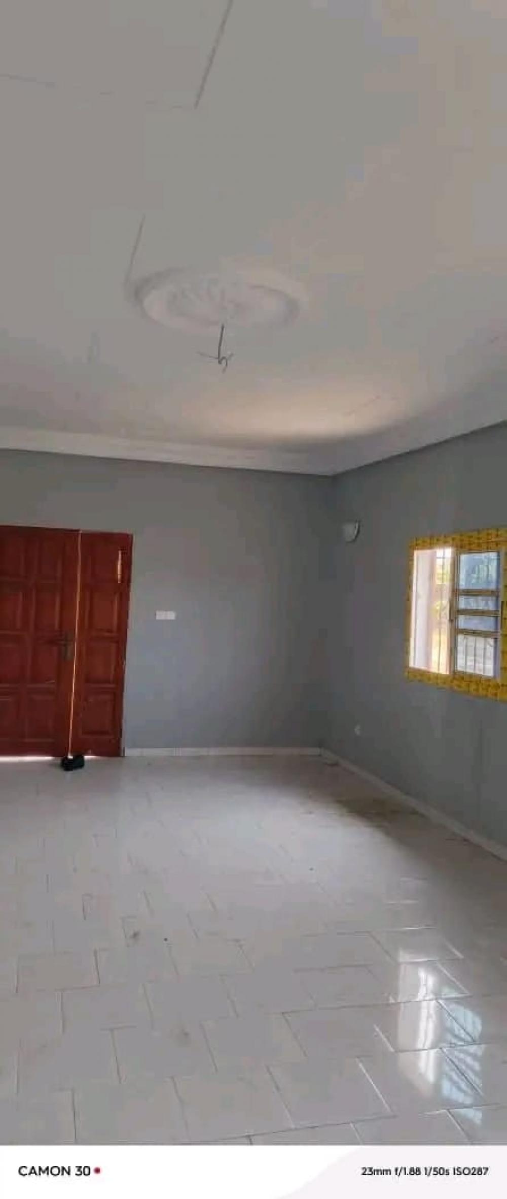 Appartement 3 chambres à louer à Akanda, 1-Autre. Prix: 300 000 FcfaPhoto Annonce Gabonhome 0