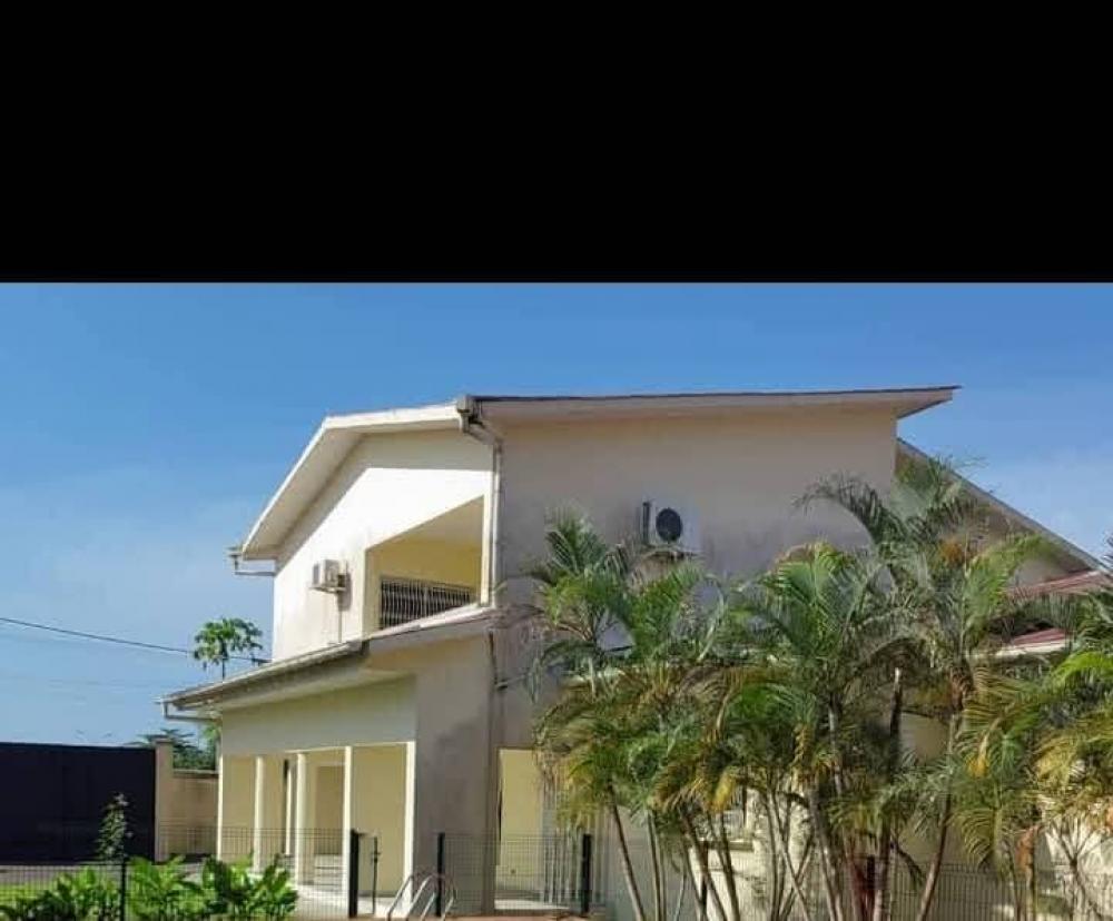 Villa 4 chambres à louer à Libreville, La sablière. Prix: 1 500 000 FcfaPhoto Annonce Gabonhome 0