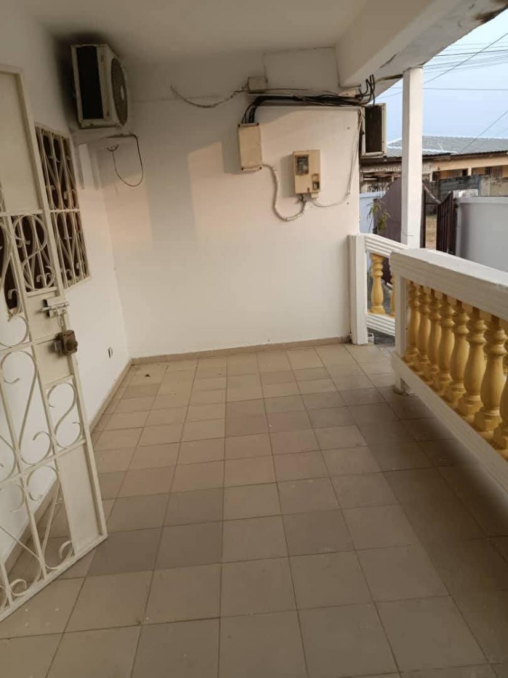Appartement 3 chambres à louer à Akanda, Avorbam. Prix: 330 000 FcfaPhoto Annonce Gabonhome 0