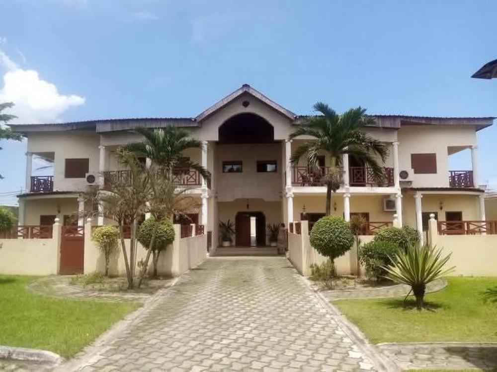 Duplex 3 chambres à louer à Libreville, Bas de gué-gué. Prix: 1 000 000 FcfaPhoto Annonce Gabonhome 