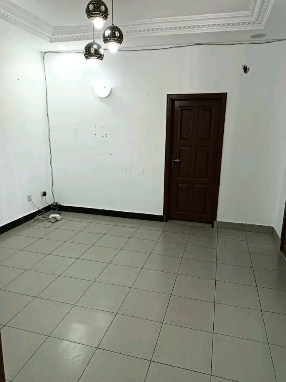 Studio  à louer à Libreville, Haut de gué-gué. Prix: 220 000 FcfaPhoto Annonce Gabonhome 0