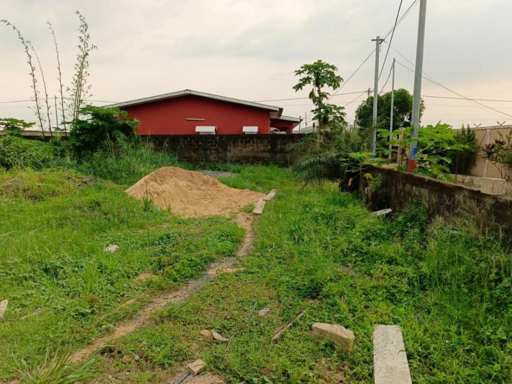 Terrain  à vendre à Libreville, Angondjé. Prix: 22 000 000 FcfaPhoto Annonce Gabonhome 0