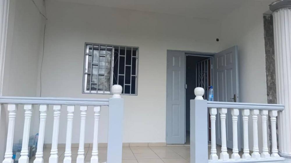 Appartement 2 chambres à louer à Akanda, Okala. Prix: 260 000 FcfaPhoto Annonce Gabonhome 0