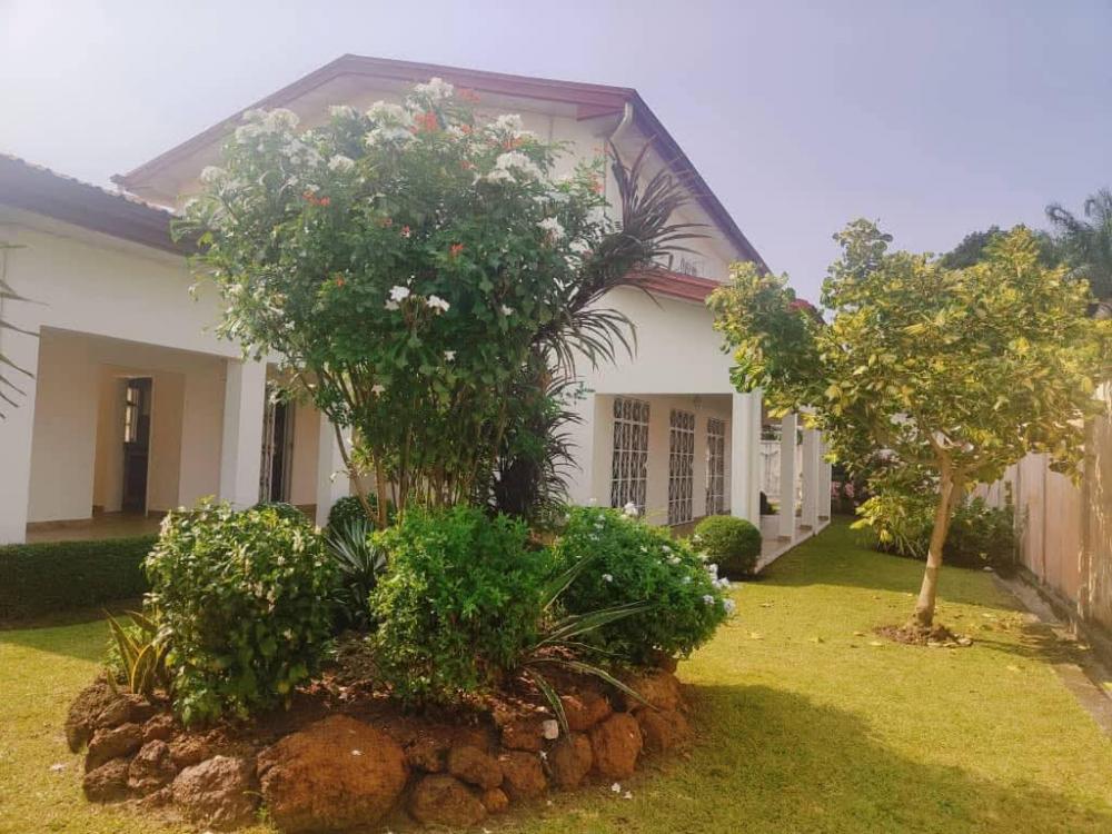Villa 4 chambres à louer à Owendo, 1-Autre. Prix: 1 500 000 FcfaPhoto Annonce Gabonhome 0
