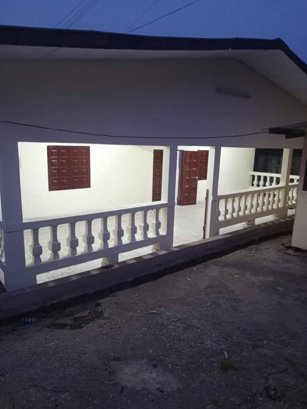 Villa 3 chambres à vendre à Libreville, OzanguéPhoto Annonce Gabonhome 0
