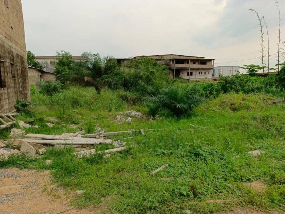 Terrain  à vendre à Libreville, Angondjé. Prix: 22 000 000 FcfaPhoto Annonce Gabonhome 0