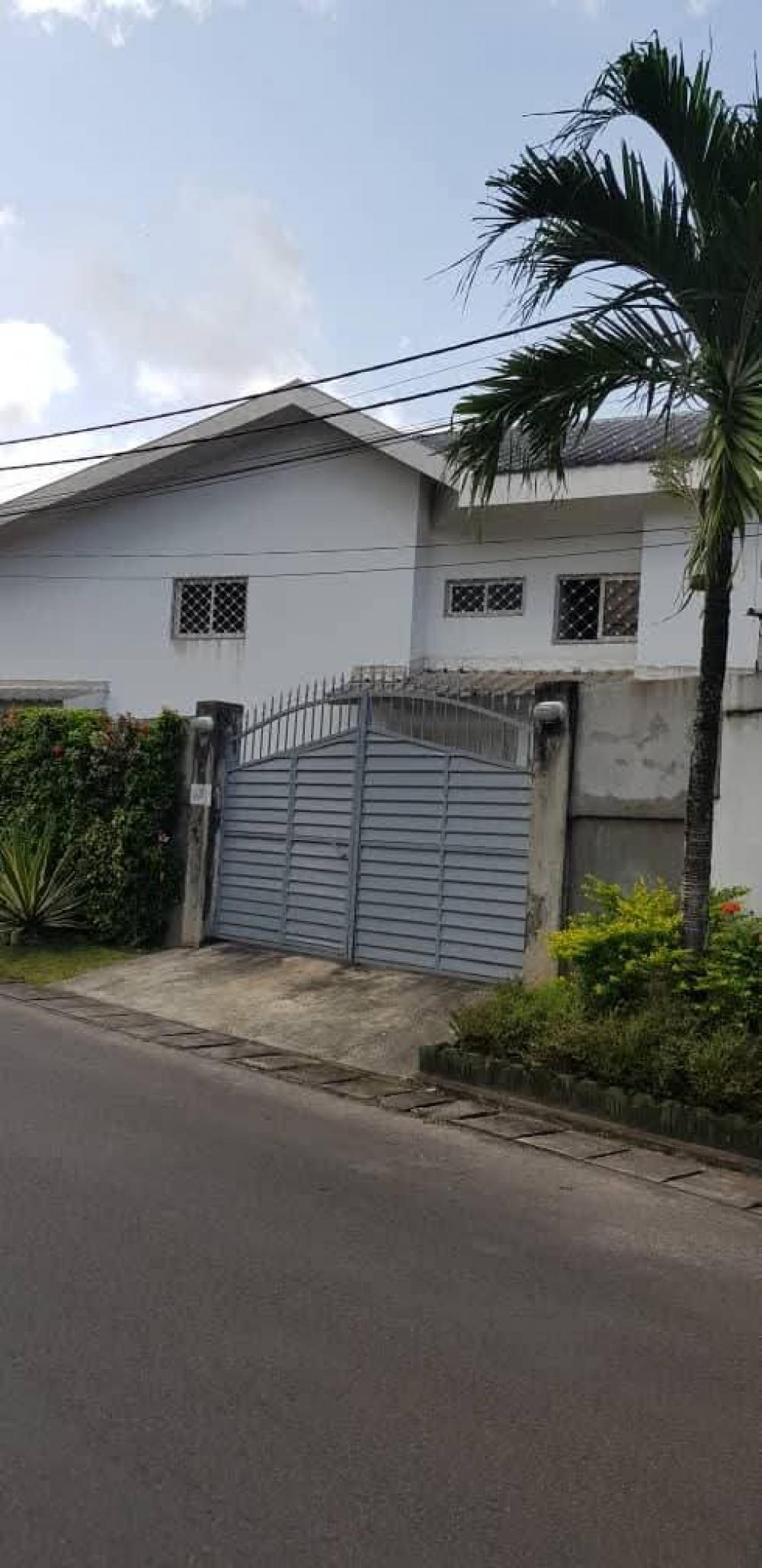 Duplex 3 chambres à vendre à Libreville, Bas de gué-guéPhoto Annonce Gabonhome 0