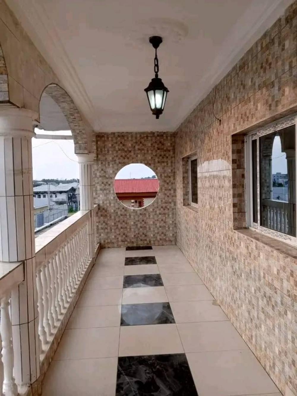 Appartement 2 chambres à louer à Akanda, Angondjé. Prix: 250 000 FcfaPhoto Annonce Gabonhome 0