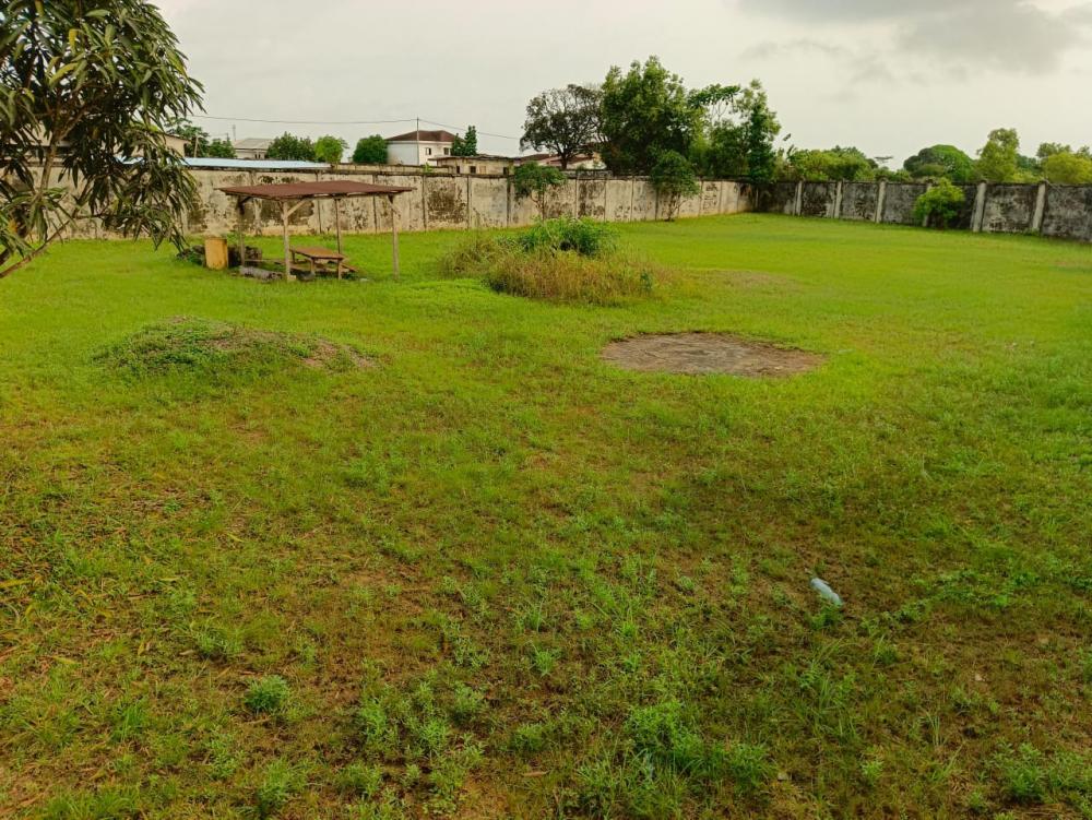 Terrain  à vendre à Libreville, AngondjéPhoto Annonce Gabonhome 0