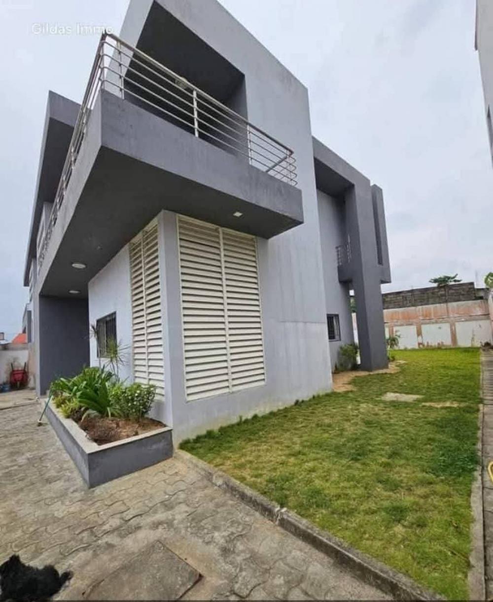 Duplex 4 chambres à louer à Akanda, Angondjé. Prix: 1 200 000 FcfaPhoto Annonce Gabonhome 0