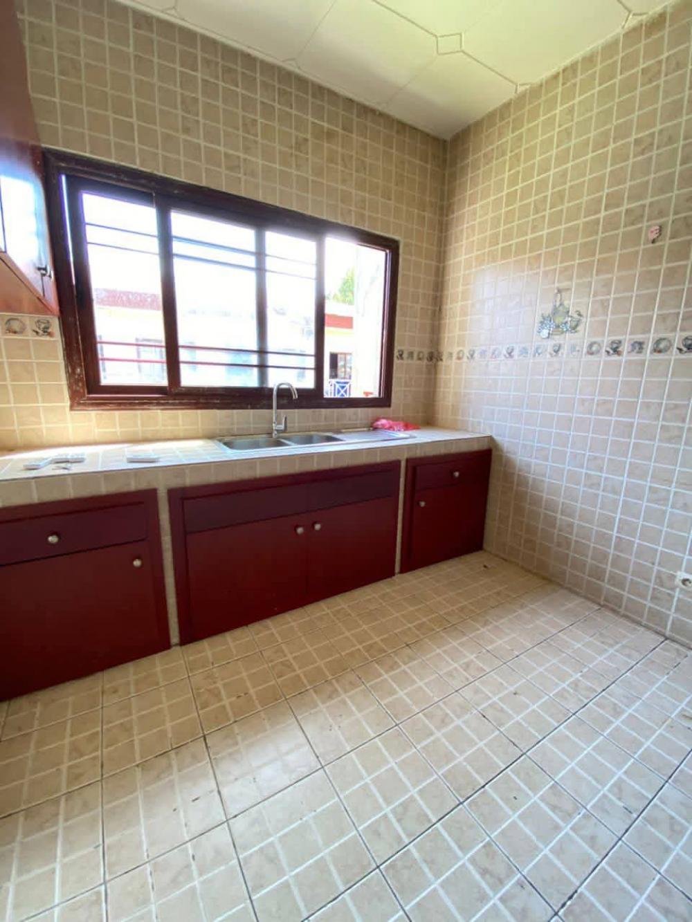 Appartement 3 chambres à louer à Akanda, Okala. Prix: 380 000 FcfaPhoto Annonce Gabonhome 0