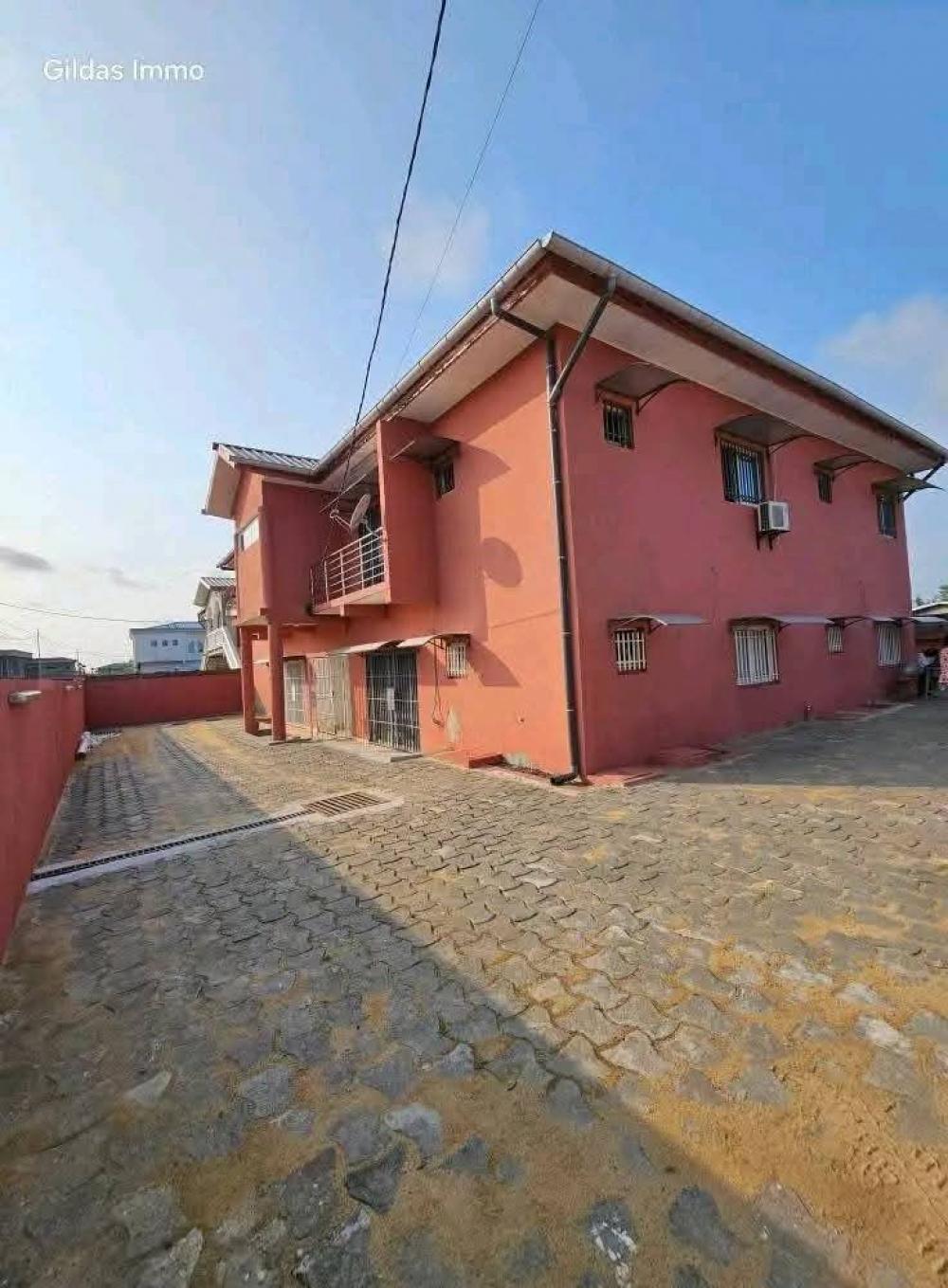 Appartement 2 chambres à louer à Akanda, Angondjé. Prix: 250 000 FcfaPhoto Annonce Gabonhome 0