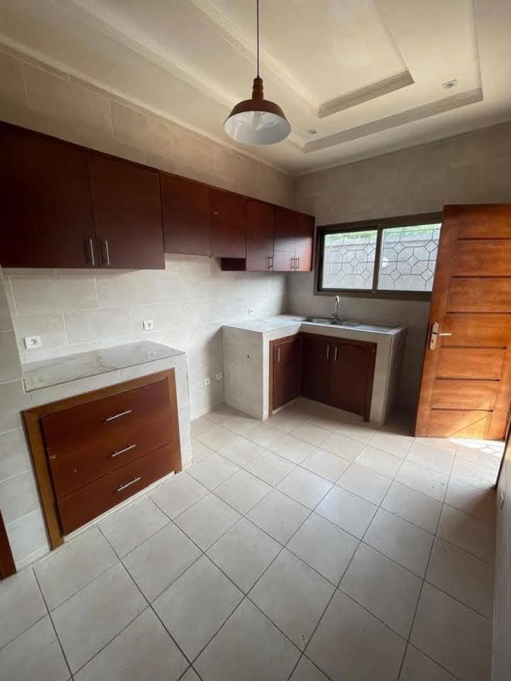 Villa 3 chambres à vendre à Akanda, AngondjéPhoto Annonce Gabonhome 0