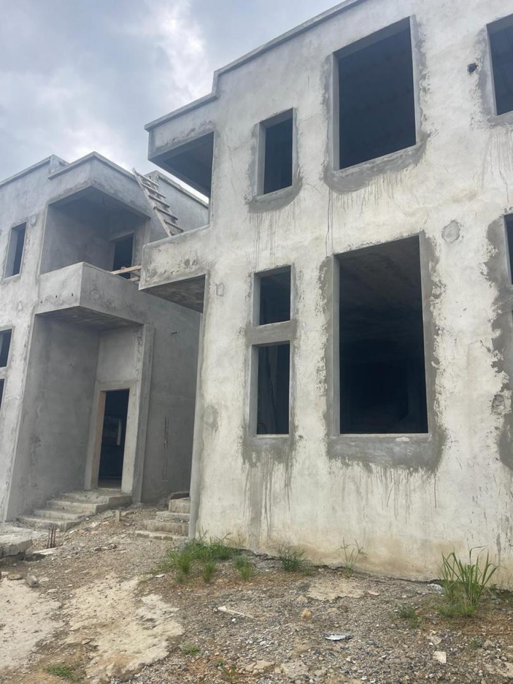 Duplex 6 chambres à vendre à Akanda, AngondjéPhoto Annonce Gabonhome 0