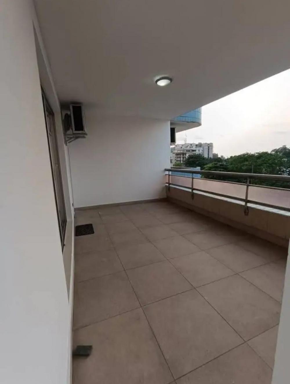 Appartement 3 chambres à louer à Libreville, Boulevard Triomphal. Prix: 1 200 000 FcfaPhoto Annonce Gabonhome 0